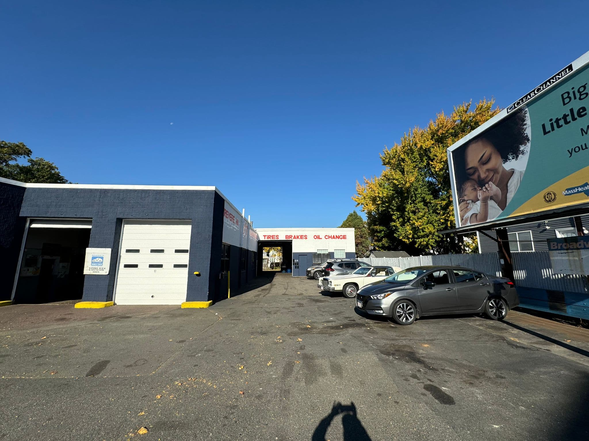 Broadway Motors Airport Parking - Gallery 3